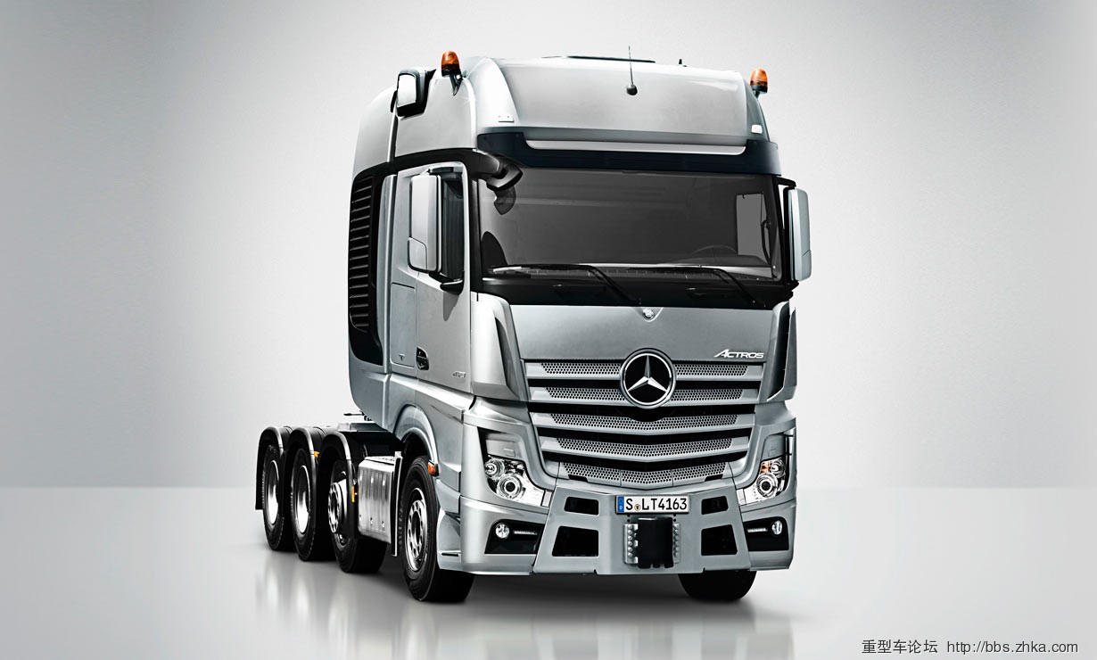 全新actros slt继续挤牙膏式曝光